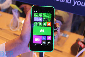 http://25e5f33a912ce1bfc3ae-da1593fc395b96beafcb85da86d47a37.r23.cf3.rackcdn.com/2164-Nokia-Lumia-630-hands-on-and-first-impressions.jpg